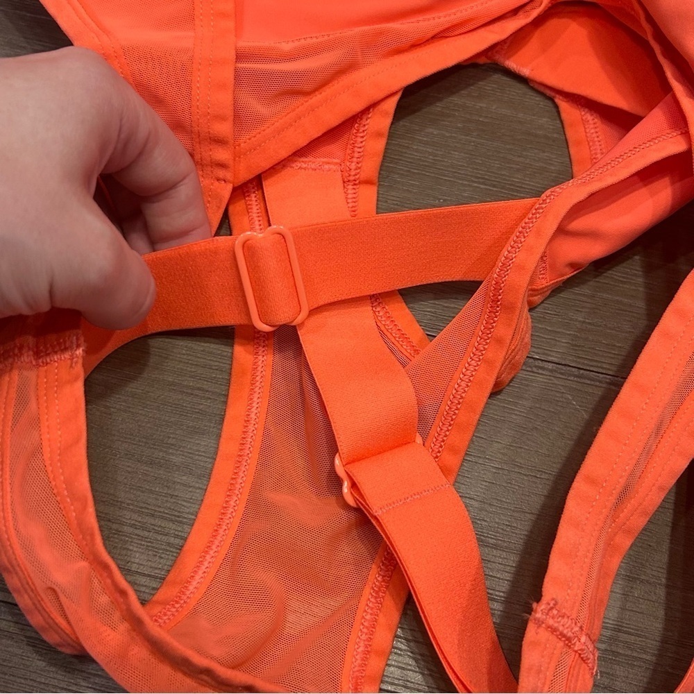 BREAKTHRU HIGH-IMPACT SPORTS BRA - Picture 11 of 11